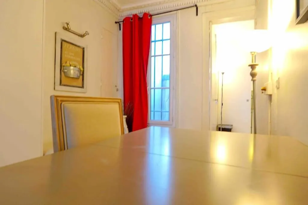 Appartamento Spacious Studio Near Montorgueil Parigi